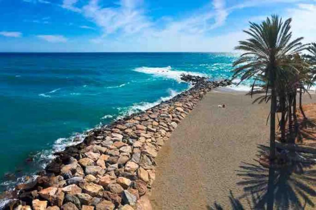 Torrenueva Con Vistas A La Playa Daire Dış mekan fotoğraf